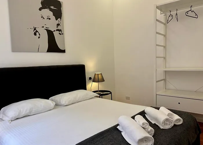 Domus Caecilia - Via Cola Di Rienzo Apartment Rom