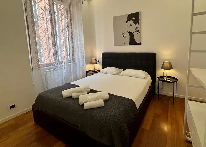 Domus Caecilia - Via Cola Di Rienzo Apartment